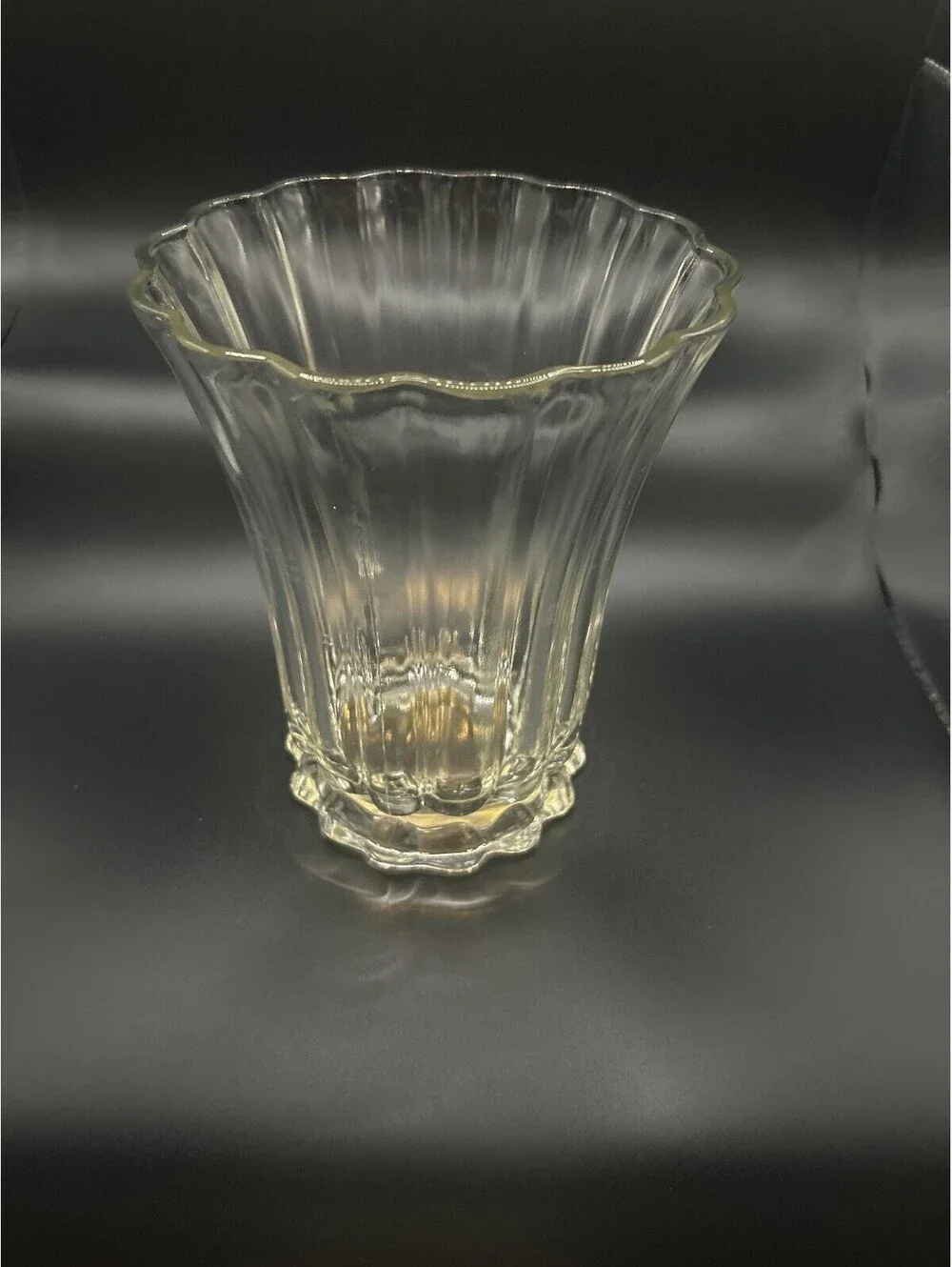 MCM Anchor Hocking Clear Glass Flared Vase Vertical Ribbed Scalloped Base 7”